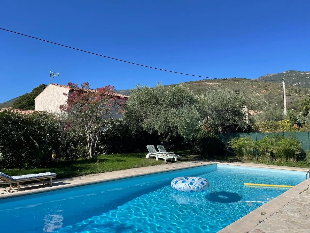 Holiday home Bas De Villa Avec Acces Piscine Pres De Nice Cannes Monaco Carros