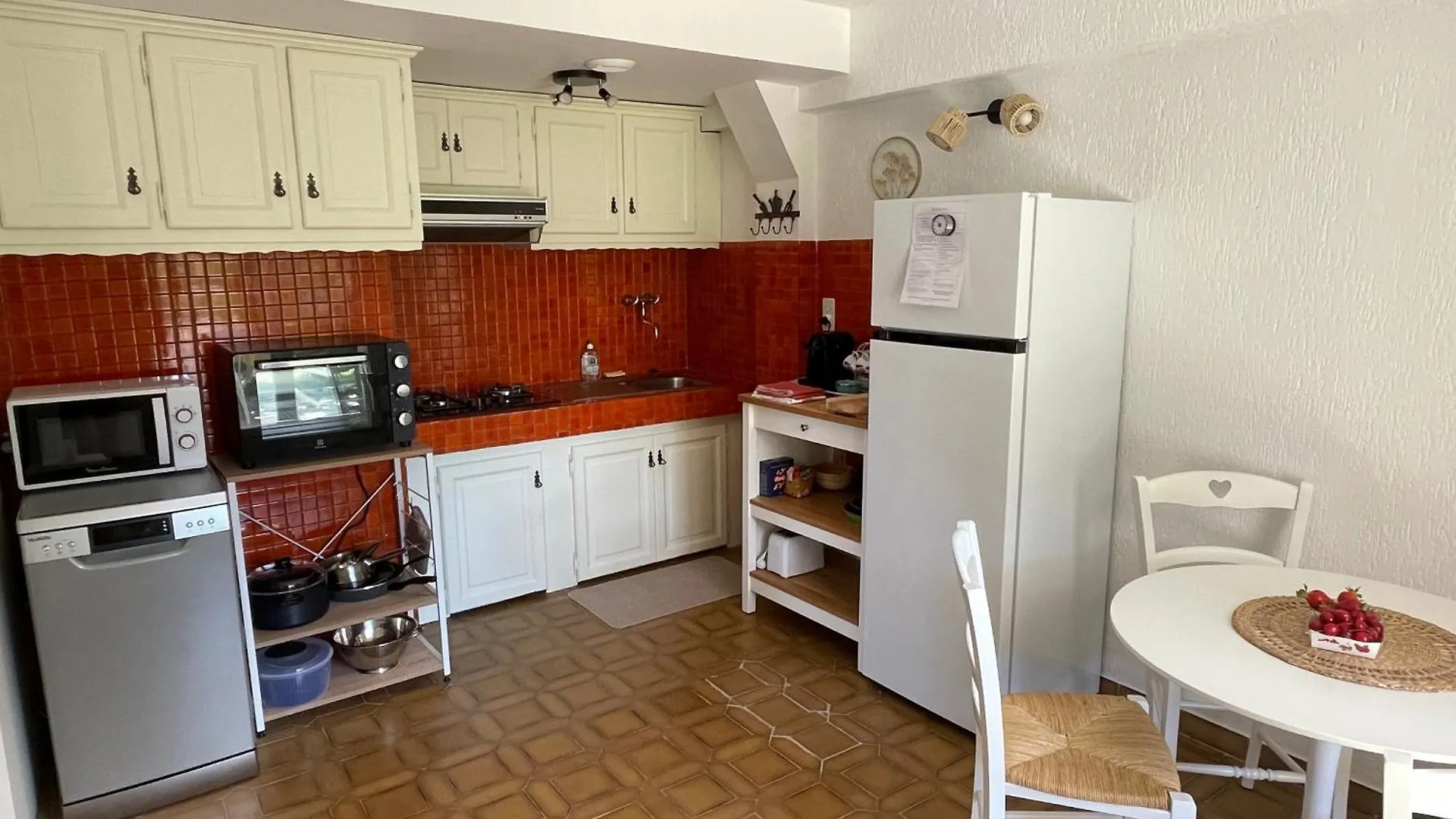 Bas De Villa Avec Acces Piscine Pres De Nice Cannes Monaco Carros Holiday home